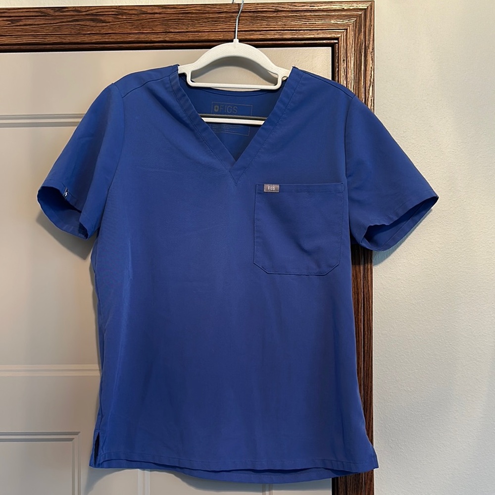 Figs Women’s  Catarina One-Pocket Scrub Top Denim Blue V Neck size M